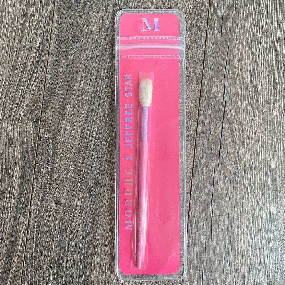 Jeffree Star Makeup Brush